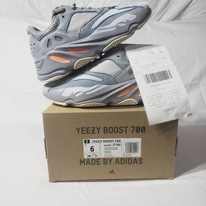 Adidas Yeezy Boost 700 Inertia Size: 6 Mens